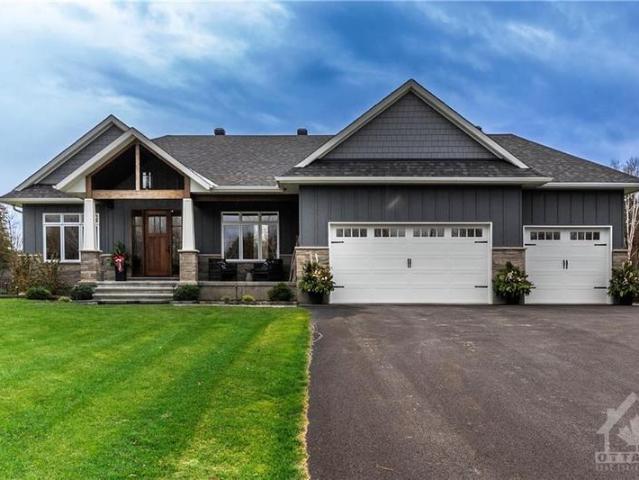 House for sale in Carp