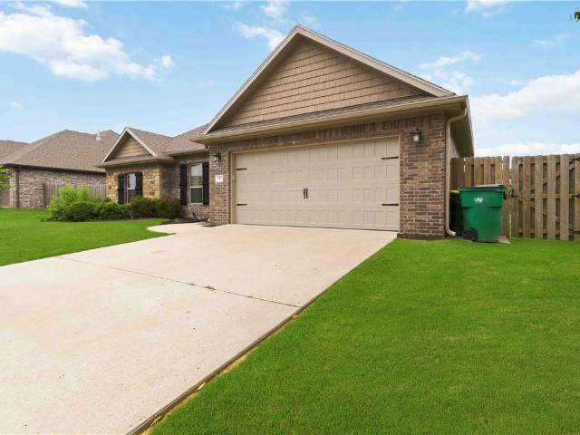 House for sale in Ark