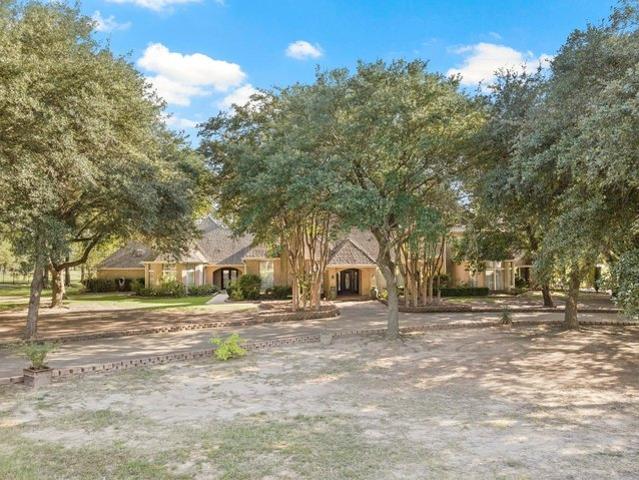 House for sale in Titus, Texas