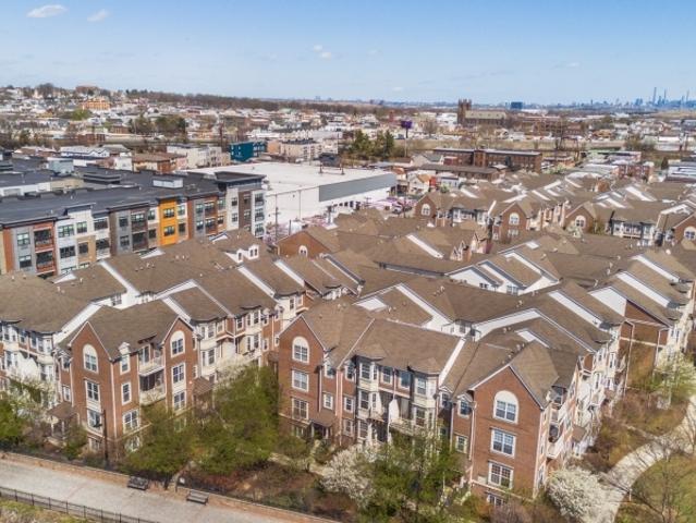 Condo for sale in Hudson, New Jersey