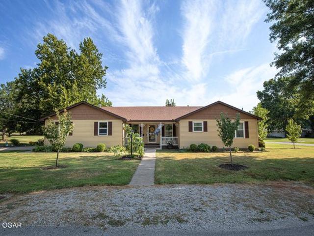 House for sale in Lamar, Barton County