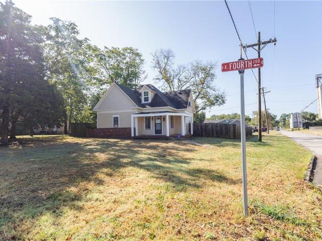 House for sale in Cherryvale, Montgomery County
