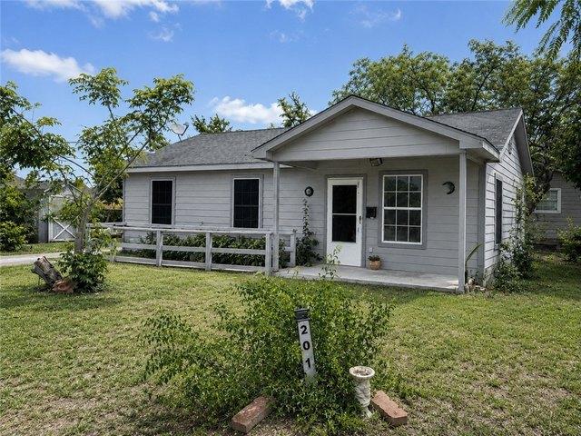 House for sale in Bishop, Texas