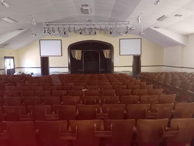 Commercial for sale in Gladewater, Texas