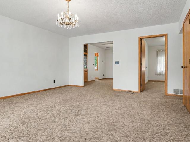 House for sale in Flanagan, Livingston County