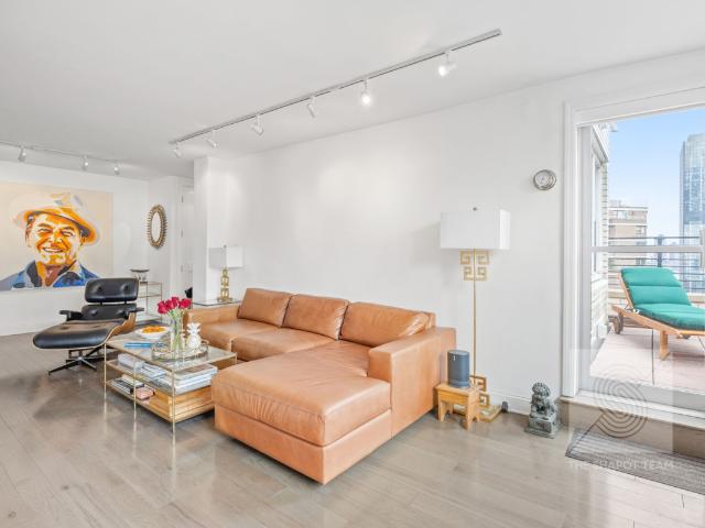 Condo for sale in Arverne, New York