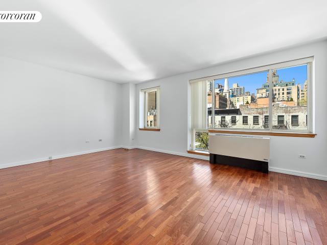 Condo for sale in Arverne, New York