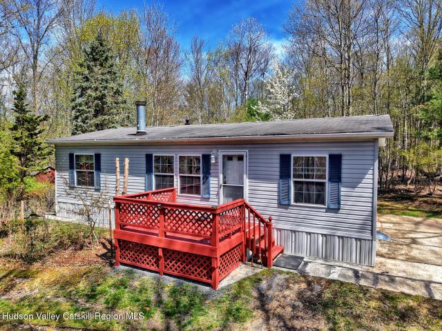 House for sale in Acra, New York