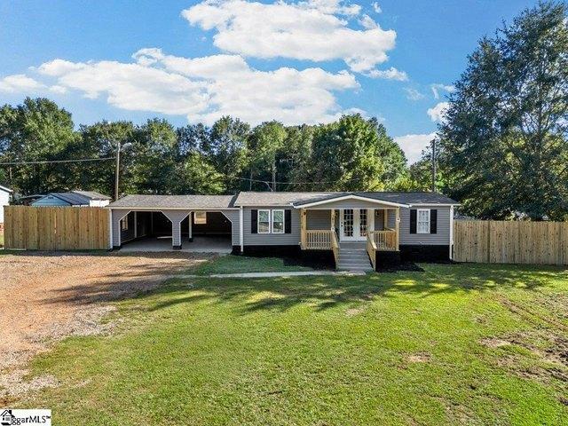 House for sale in Woodgate, Cowpens