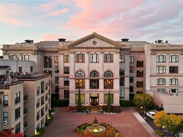 Condo for sale in Seattle, Washington