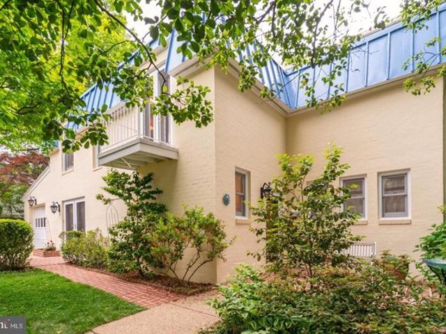 Townhouse for sale in Virginia
