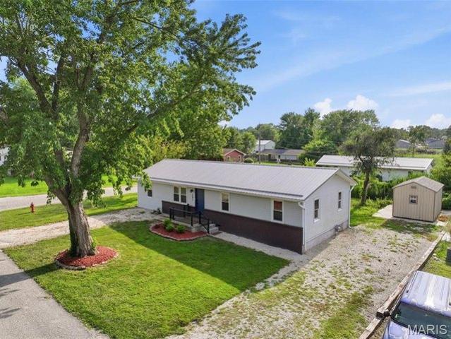 House for sale in Eldon, Missouri