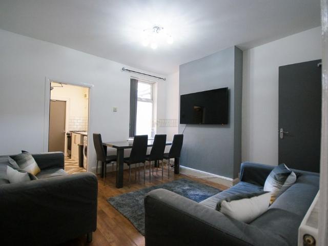 Room for rent in Selly Oak, Isle Of Man