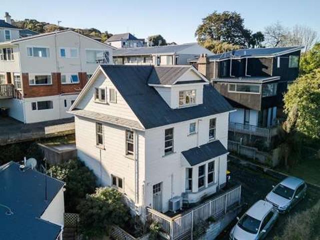 House for sale in Otakou