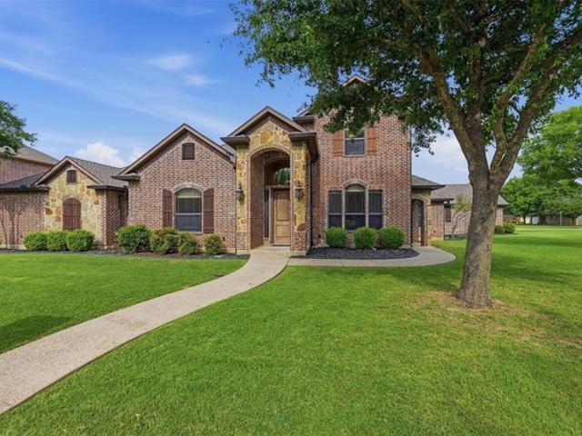 House for sale in Lindsay, Texas