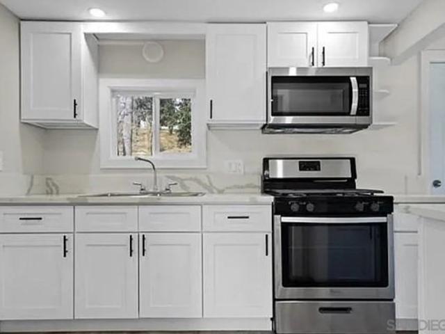 House for sale in Cedar Glen, California