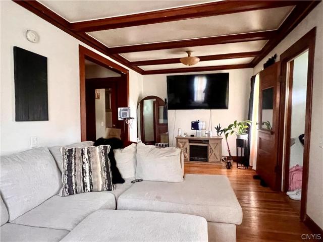 House for sale in Syracuse, New York