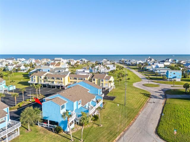 Townhouse for sale in Pirates' Beach, Galveston