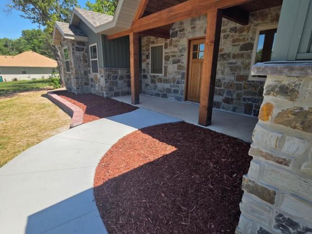 House for sale in Cabool, Missouri