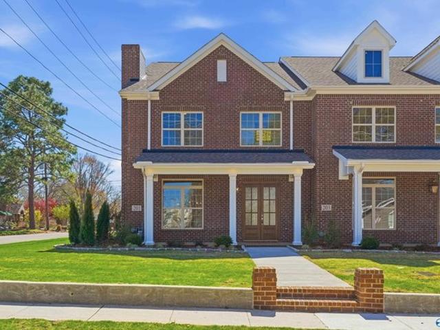 Townhouse for sale in Huntsville, Alabama