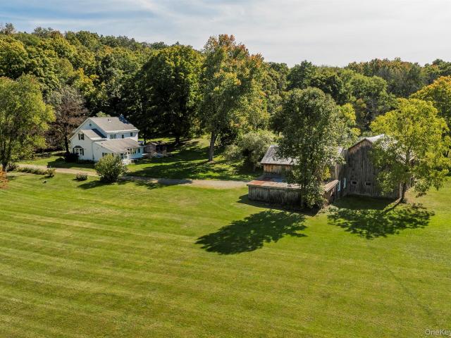 House for sale in Pleasant Valley, Dutchess County