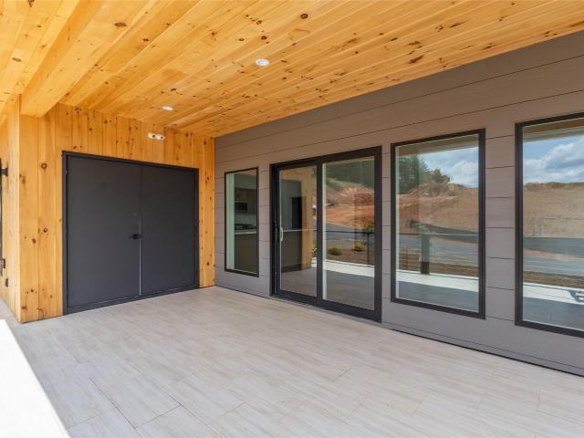 Condo for sale in Highlands, Macon County