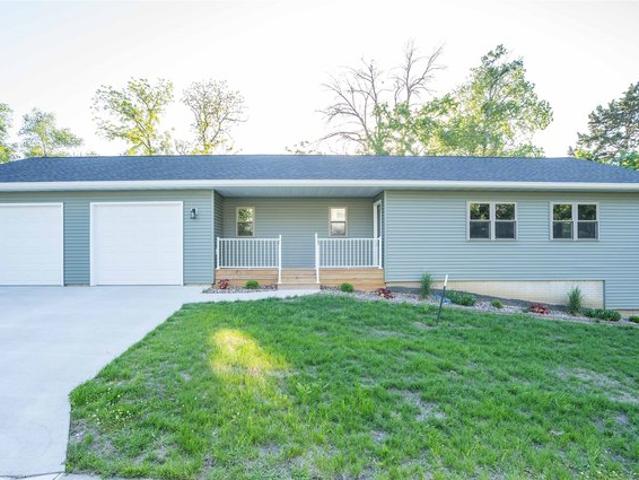 House for sale in Guthrie, Iowa