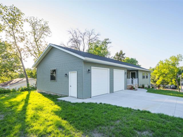 House for sale in Guthrie, Iowa