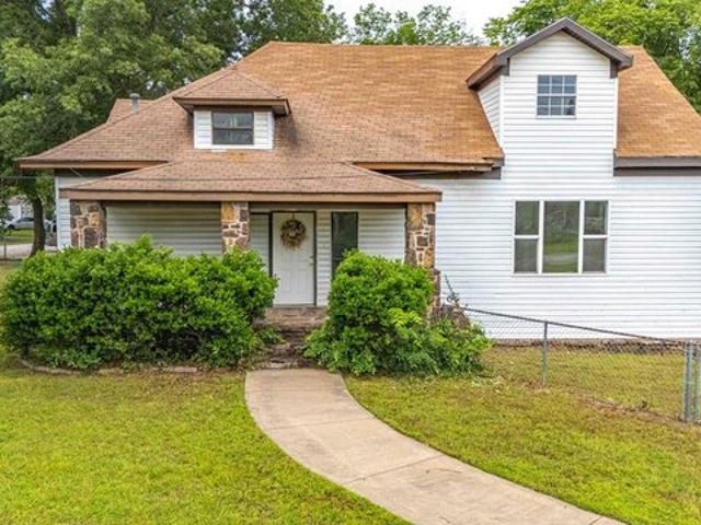 House for sale in Grove, Oklahoma