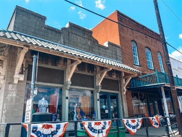 Commercial for sale in Wills Point, Texas