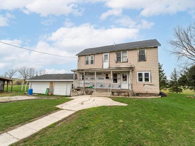 House for sale in New Holstein, Wisconsin