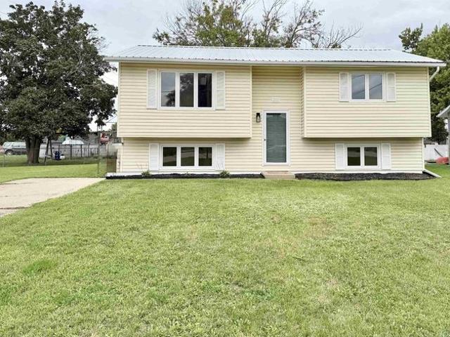 House for sale in North Sioux City, South Dakota