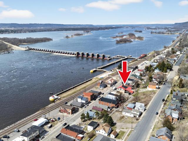 Commercial for sale in Alma, Wisconsin