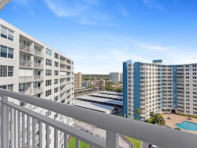 Condo for sale in Pompano Beach, Florida