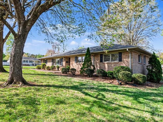Property for sale in Lowell, North Carolina