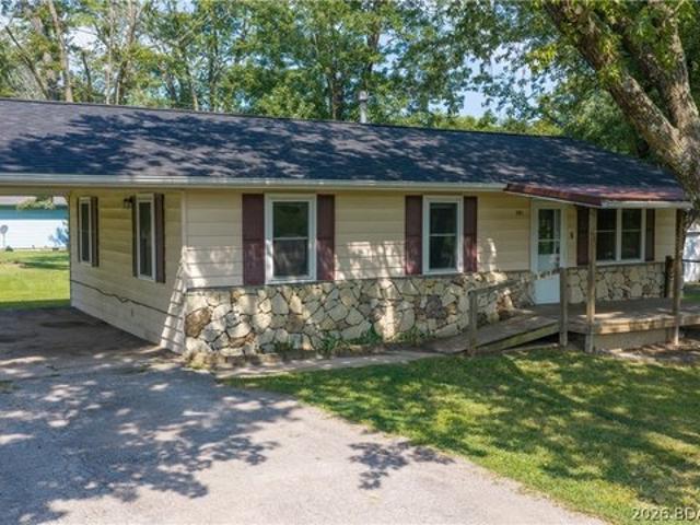 House for sale in Eldon, Missouri