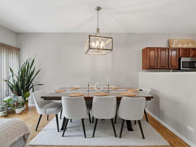 Townhouse for sale in South Elgin, Illinois