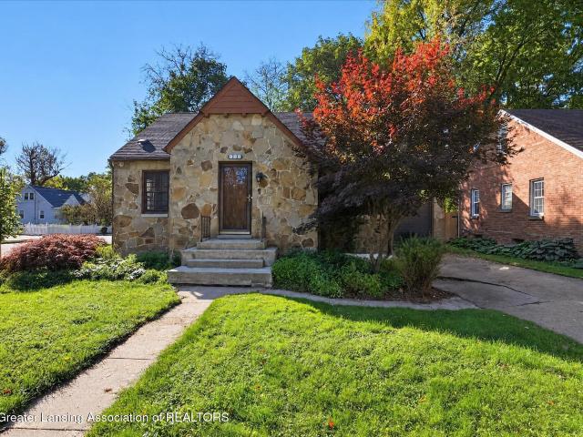 House for sale in Glencairn, East Lansing
