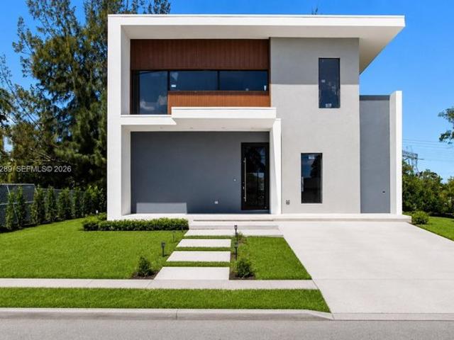 House for sale in Dania, Florida
