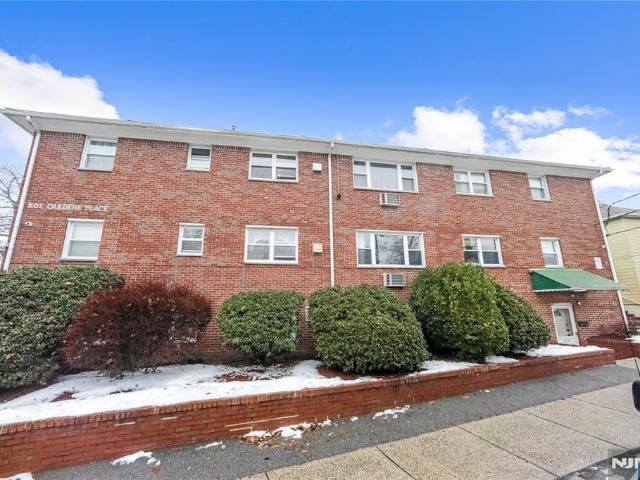 Condo for sale in Cliffside Park, New Jersey