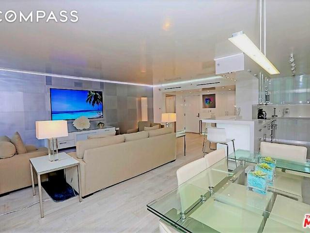 Condo for sale in Santa Monica Condo for sale in Santa Monica
