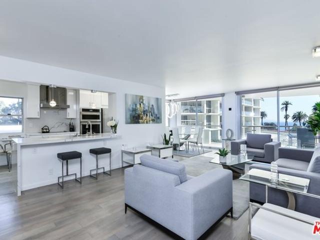 Condo for sale in Santa Monica, California