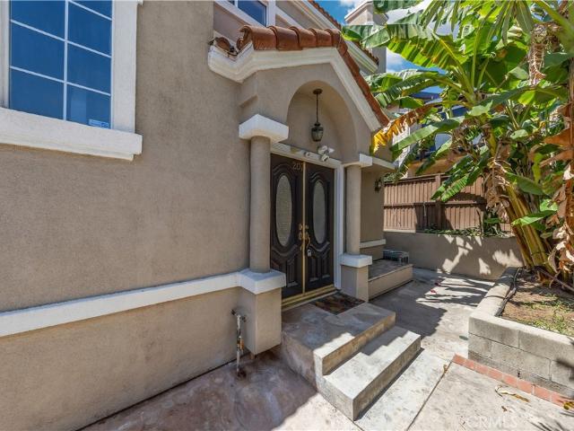 Condo for sale in Alhambra, California