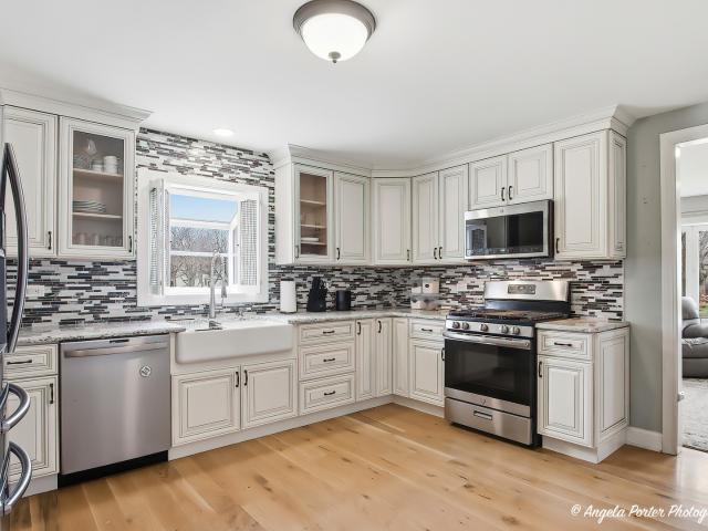 House for sale in Hampshire, Illinois