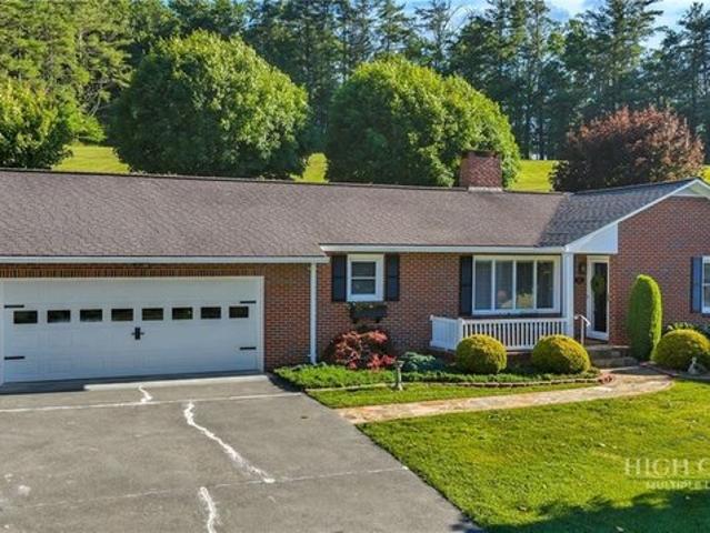 House for sale in West Jefferson, North Carolina