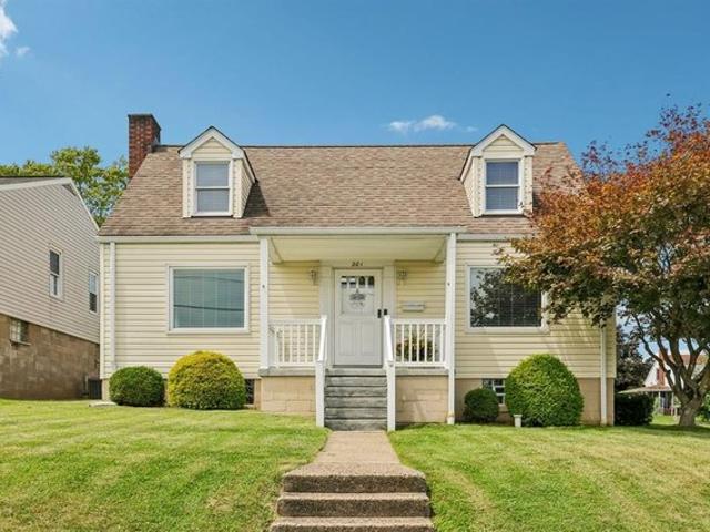 House for sale in Youngwood, Pennsylvania