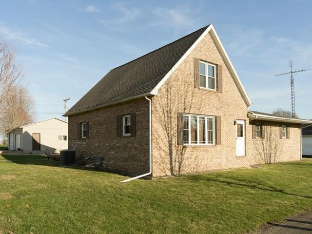 House for sale in Bureau, Illinois