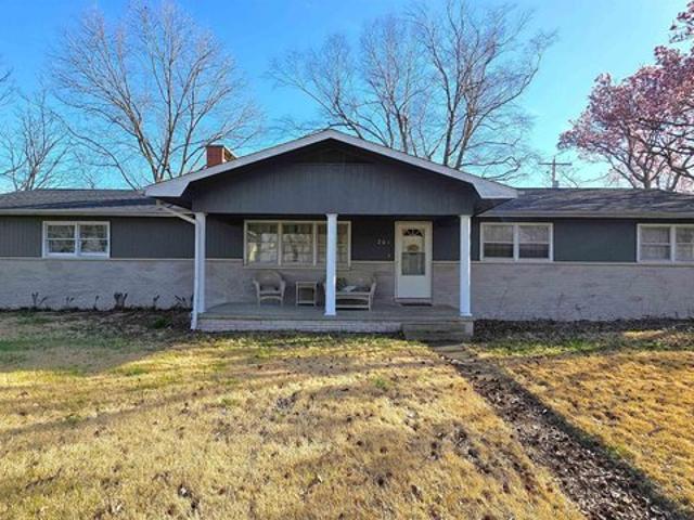 House for sale in Royalton, Illinois