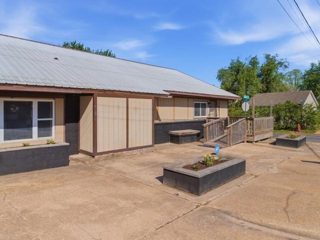 House for sale in Mountain Grove, Missouri