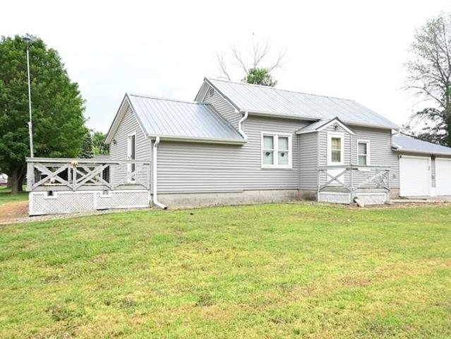 House for sale in Everly, Iowa